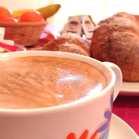 La Mansarda فندق مبيت وإفطار 5*